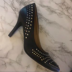 Black with Gold Stud Wide Width Pumps 4” heel 10w